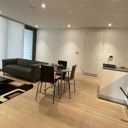 London Docklands Stays - One Bed Apartment Лондон Екстер'єр фото